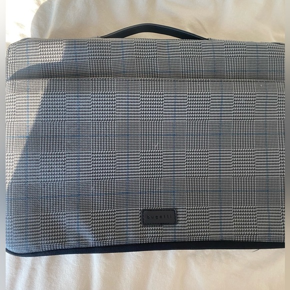 Bugatti Plaid Macbook Laptop Bag Case 15.6" - Picture 2 of 6